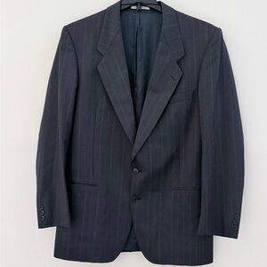 YVES SAINT LAURENT || Men's Vintage Pinstripe Blazer. Sz. 44L